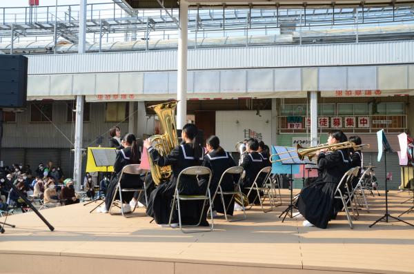 川之江北中学校吹奏楽部の演奏