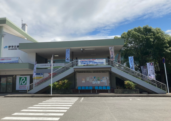 駅バス乗り場