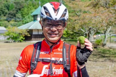 最大標高900M超え！秋の別子・翠波はな街道をサイクリストが駆け抜ける4