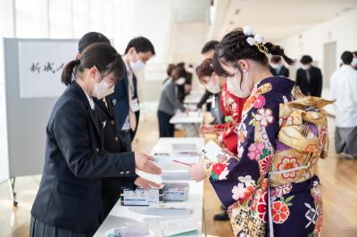 20歳の節目を祝う―四国中央市成人式開催