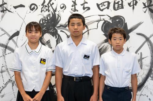 選手スリーショット