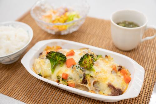 特産品を使った里芋と山の芋のチーズ焼き