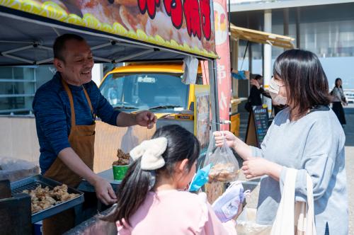 食品販売の様子