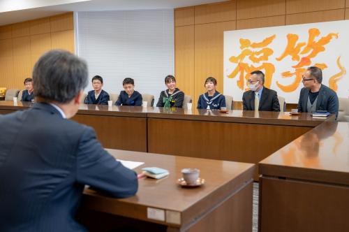 報告の様子