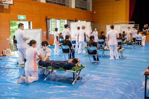 学生による看護師対応訓練1
