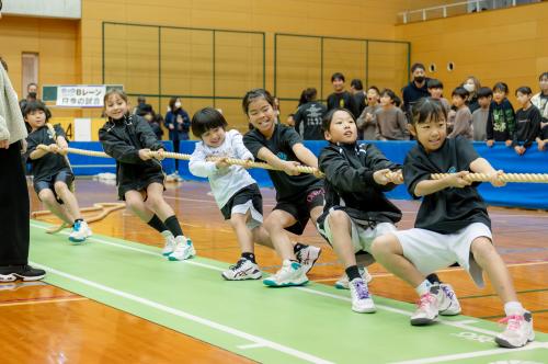 綱引き大会の様子