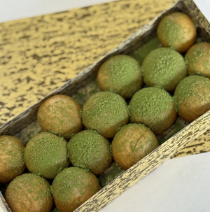 まる（わらびもちドーナツ）