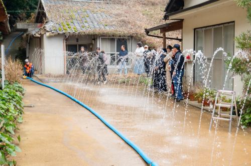 水幕ホースの実演