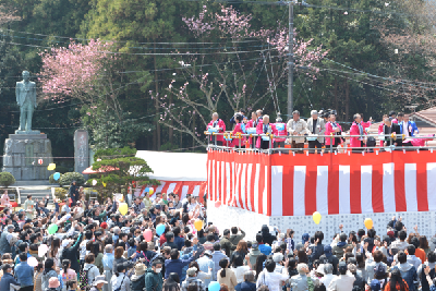 写真1：三島公園桜まつりの様子