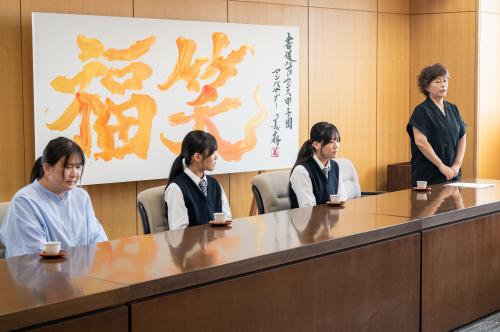 塩入さん、選手のお二人、保護者