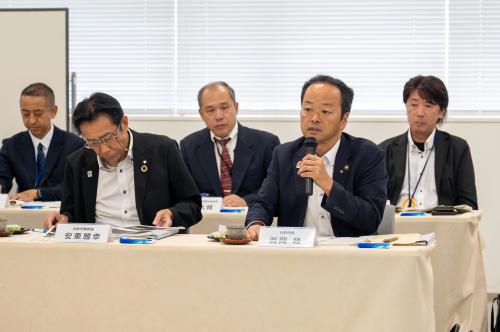 臼杵市長
