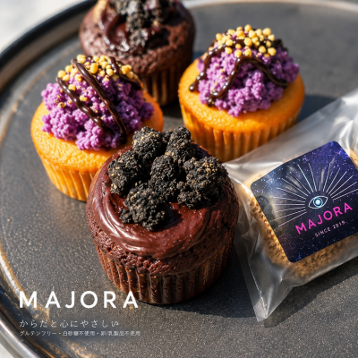 MAJORA