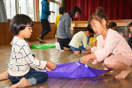 写真2：寒川保育園芸術士派遣事業の様子