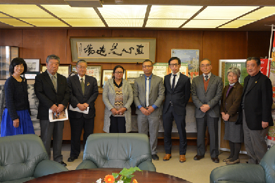 写真：日本ユネスコ協会連盟の表敬訪問での記念写真