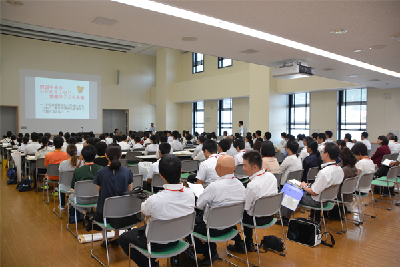 写真：いじめSTOPこども会議の参加者