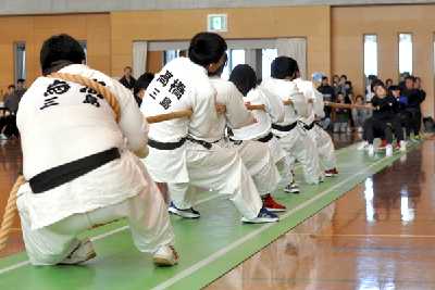 綱引大会の様子の画像1