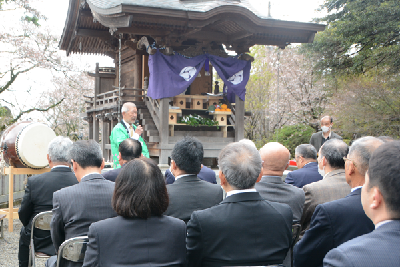 写真：片岡会長のあいさつ