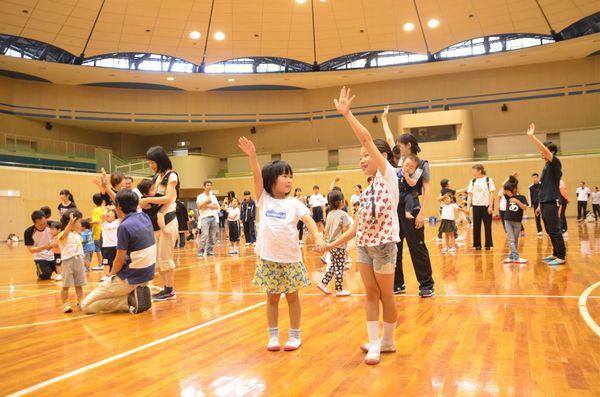 親子ふれあいフェアへお出かけ！の写真1