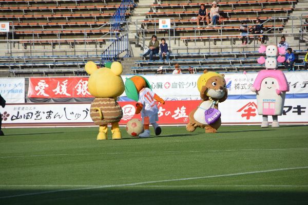 ゆるキャラサッカー大会に参戦しました！の写真3