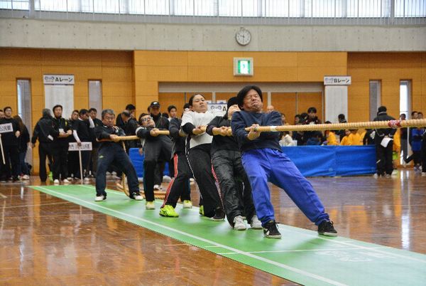 四国中央市綱引大会におでかけの写真2