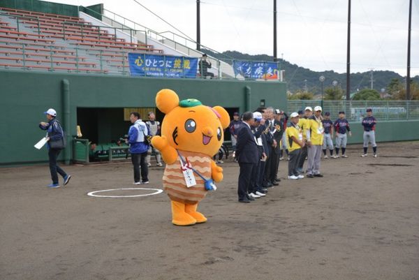 えひめ国体：軟式野球（成年男子）の写真1